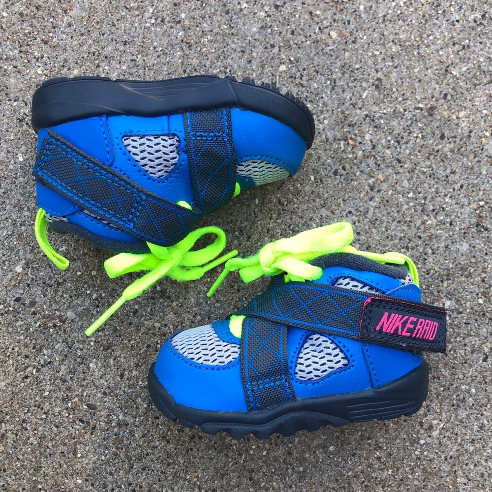 Nike Raid Sneakers Shoes 644415-005 Size 2C